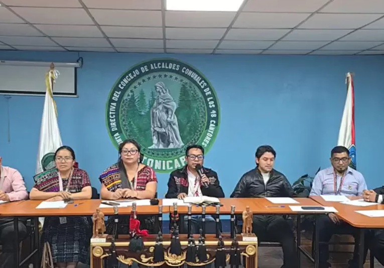 48 Cantones de Totonicapán advierten medidas contra aumento salarial de diputados 48-cantones-de-totonicap-n-advierten-medidas-contra-aumento-salarial-de-diputados-134349-134436.jpg