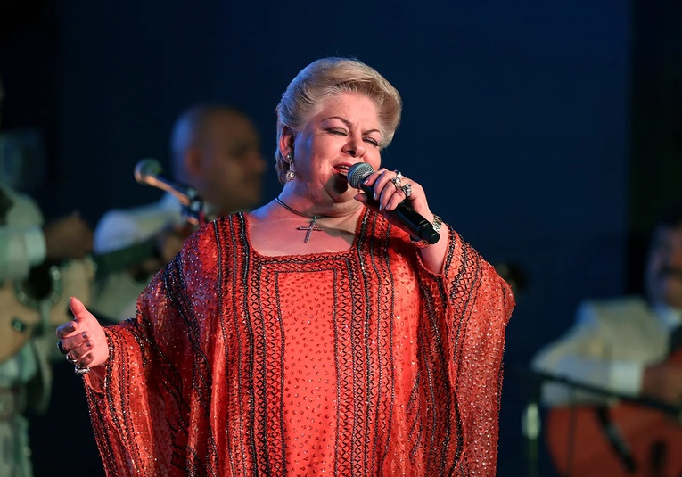 Adiós a una voz inolvidable, Paquita la del Barrio muere a los 77 años adios-a-una-voz-inolvidable-paquita-la-del-barrio-muere-a-los-77-anos-110616-110655.jpg