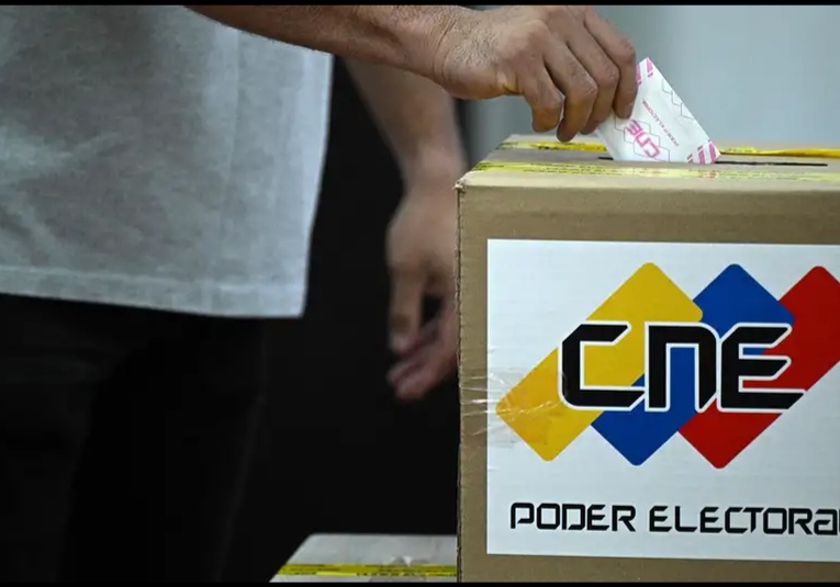 Chavismo proyecta mayoría legislativa absoluta chavismo-proyecta-mayoria-legislativa-absoluta-081731-081750.jpg
