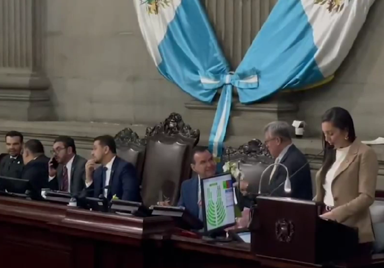 Congreso Aprueba Aporte de Q50 Mil para Víctimas de Accidente en La Paz congreso-aprueba-aporte-de-q50-mil-para-victimas-de-accidente-en-la-paz-124337-124439.png
