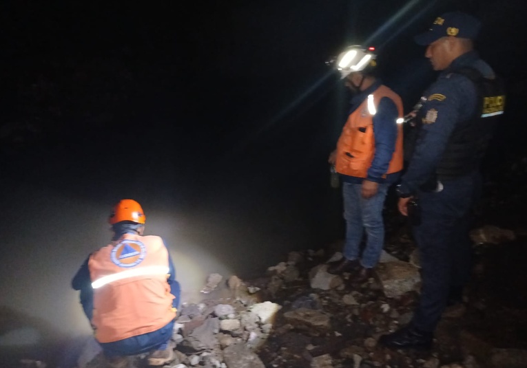 Contaminación en el río Platanitos enciende alarmas de la Conred contaminacion-en-el-rio-platanitos-enciende-alarmas-de-la-conred-120642-120901.jpg
