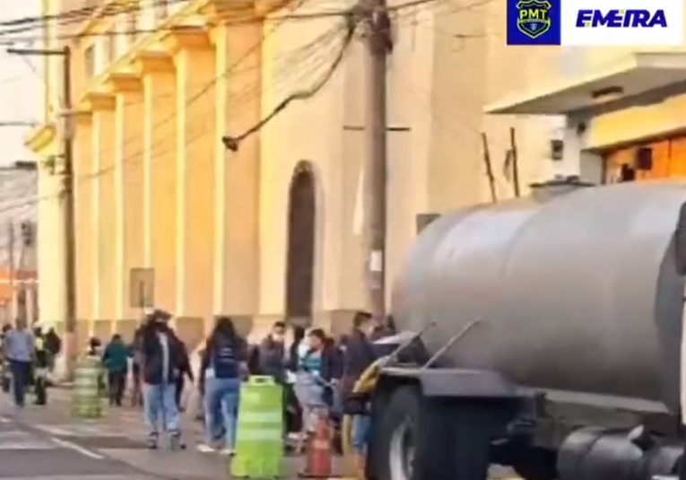 Desalojan a Vendedores Ambulantes en Zona 1 para Recuperar Espacio en Unaerc desalojan-a-vendedores-ambulantes-en-zona-1-para-recuperar-espacio-en-unaerc-130717-130720.png