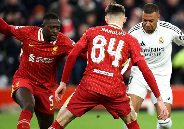 El Liverpool vence con autoridad a un Real Madrid que naufraga en Champions el-liverpool-vence-con-autoridad-a-un-real-madrid-que-naufraga-en-champions-173141-173158.jpg
