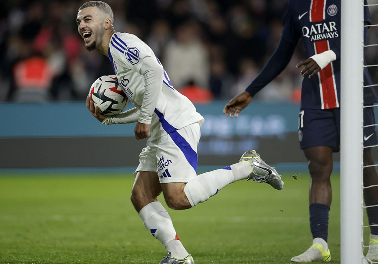 El Olympique de Lyon desciende a la Ligue 2 por su enorme deuda el-olympique-de-lyon-desciende-a-la-ligue-2-por-su-enorme-deuda-091838-091846.png