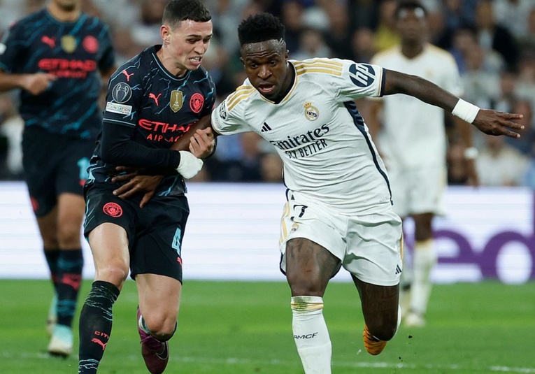 El Real Madrid vuelve a cruzarse con el Manchester City en Champions, esta vez por un puesto en octavos el-real-madrid-vuelve-a-cruzarse-con-el-manchester-city-en-champions-esta-vez-por-un-puesto-en-octavos-123930-124026.jpg
