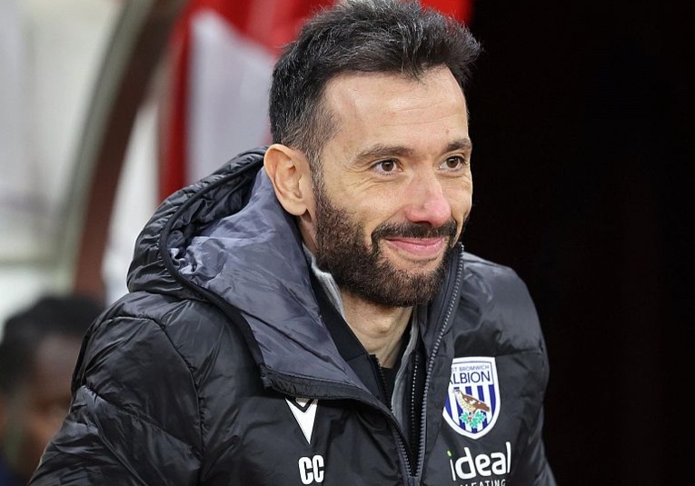 El Valencia confirma a Carlos Corberán como nuevo técnico hasta 2027 el-valencia-confirma-a-carlos-corber-n-como-nuevo-tecnico-hasta-2027-130539-130608.jpg