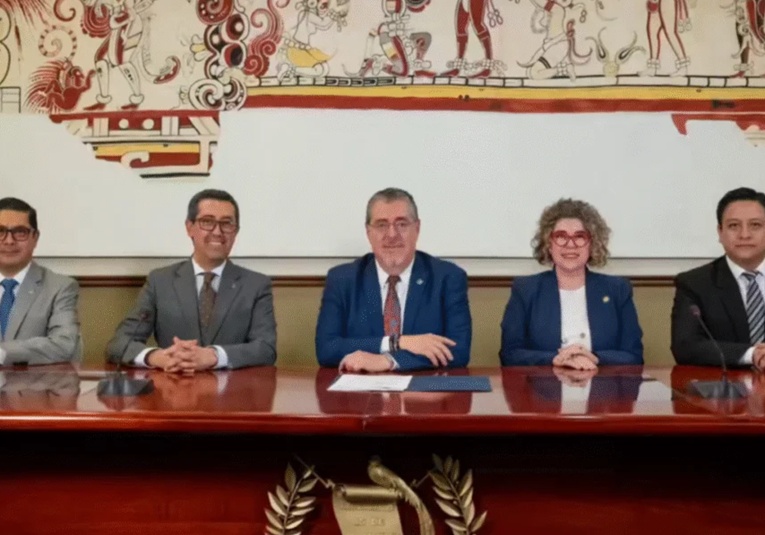 Gobierno presenta nueva iniciativa contra el lavado de dinero ante el Congreso gobierno-presenta-nueva-iniciativa-contra-el-lavado-de-dinero-ante-el-congreso-123325-123332.jpg