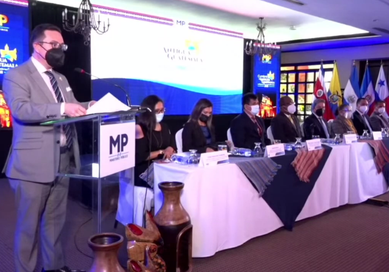 Inauguran cumbre de fiscales y procuradores en Antigua Guatemala inauguran-cumbre-de-fiscales-y-procuradores-en-antigua-guatemala-135429-135522.png