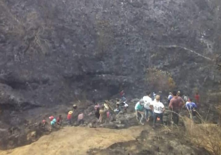 Incendio deja cuatro fallecidos incluyendo a un menor de edad en Totonicapán incendio-deja-cuatro-fallecidos-incluyendo-a-un-menor-de-edad-en-totonicap-n-151400-151706.jpg