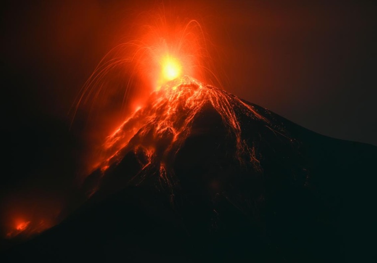 Insivumeh alerta sobre fuerte actividad del volcán de Fuego y caída de ceniza insivumeh-alerta-sobre-fuerte-actividad-del-volc-n-de-fuego-y-caida-de-ceniza-142241-142245.jpg