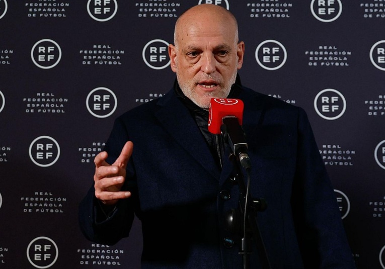Javier Tebas anuncia que LaLiga denunciará al Real Madrid: 'Han perdido la cabeza' javier-tebas-anuncia-que-laliga-denunciar-al-real-madrid-han-perdido-la-cabeza-131928-131953.jpg