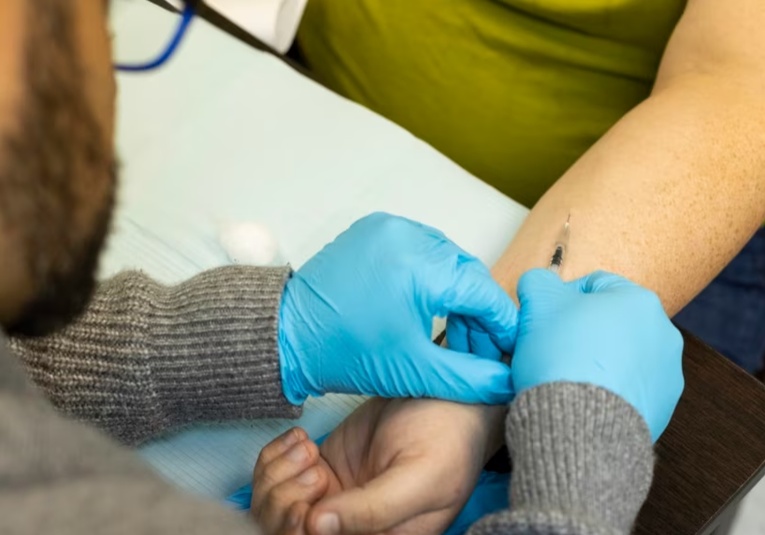 La OMS declara que la viruela del mono ya no es una emergencia sanitaria mundial la-oms-declara-que-la-viruela-del-mono-ya-no-es-una-emergencia-sanitaria-mundial-112446-112530.jpg
