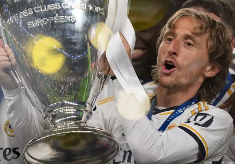 Luka Modric dejará el Madrid después del Mundial de Clubes luka-modric-dejar-el-madrid-despues-del-mundial-de-clubes-135855-135913.jpg