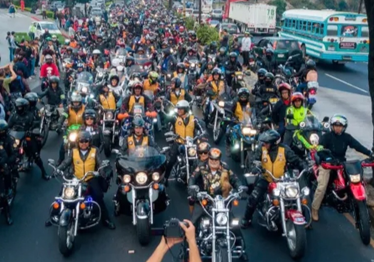 Más de 60 mil motoristas participaron en la 64ª Caravana del Zorro sin incidentes mayores m-s-de-60-mil-motoristas-participaron-en-la-64-ordf-caravana-del-zorro-sin-incidentes-mayores-182647-182701.jpg