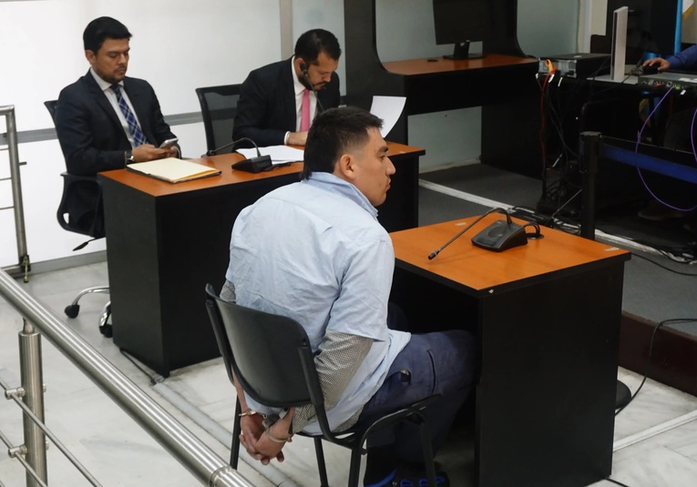 Mario Roberto Cruz Ligado a Proceso Penal por Disparar contra un Hombre en Zona 1 mario-roberto-cruz-ligado-a-proceso-penal-por-disparar-contra-un-hombre-en-zona-1-143556-143846.jpg