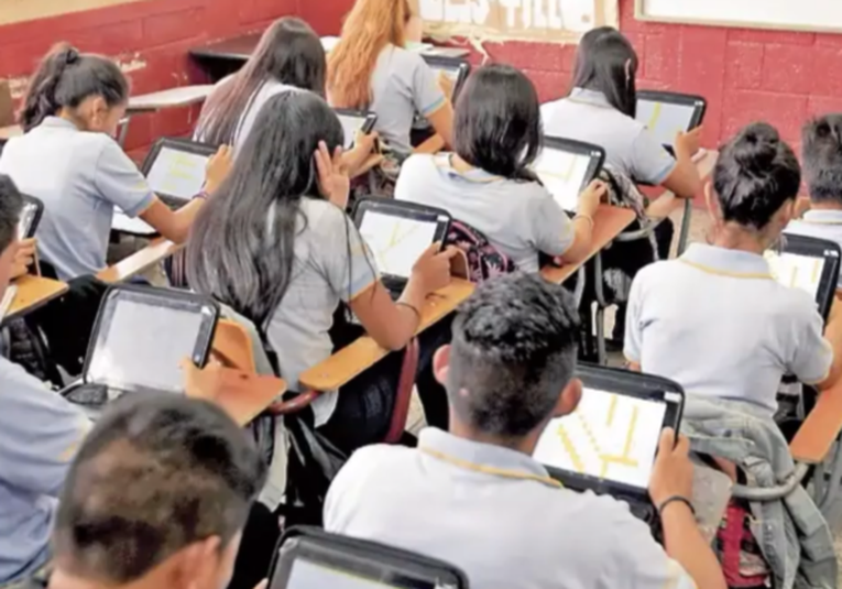 Migración de Alumnos de Escuelas Públicas a Privadas Aumenta en Guatemala migracion-de-alumnos-de-escuelas-publicas-a-privadas-aumenta-en-guatemala-134441-134717.png