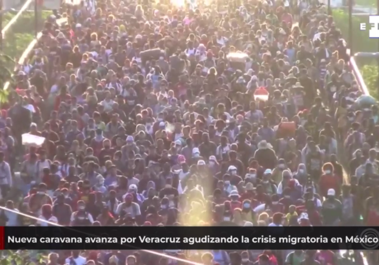 Nueva caravana avanza por Veracruz agudizando la crisis migratoria en México  nueva-caravana-avanza-por-veracruz-agudizando-la-crisis-migratoria-en-mexico-182318-182505.png
