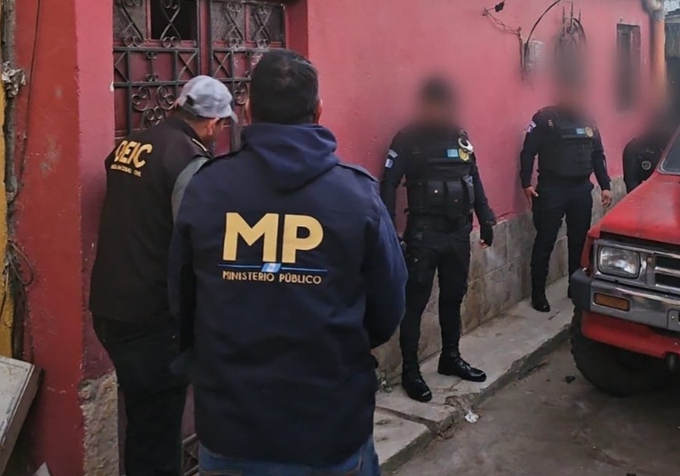 Operativo conjunto frena el ‘gota a gota’, 10 detenidos, 3 de origen colombiano operativo-conjunto-frena-el-lsquo-gota-a-gota-rsquo-10-detenidos-3-de-origen-colombiano-144708-144828.jpg