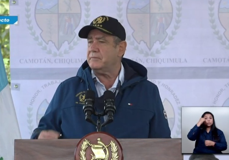 Presidente viajó a Chiquimula para inaugurar el programa de ayuda al adulto mayor presidente-viajo-a-chiquimula-para-inaugurar-el-programa-de-ayuda-al-adulto-mayor-132206-132304.jpg