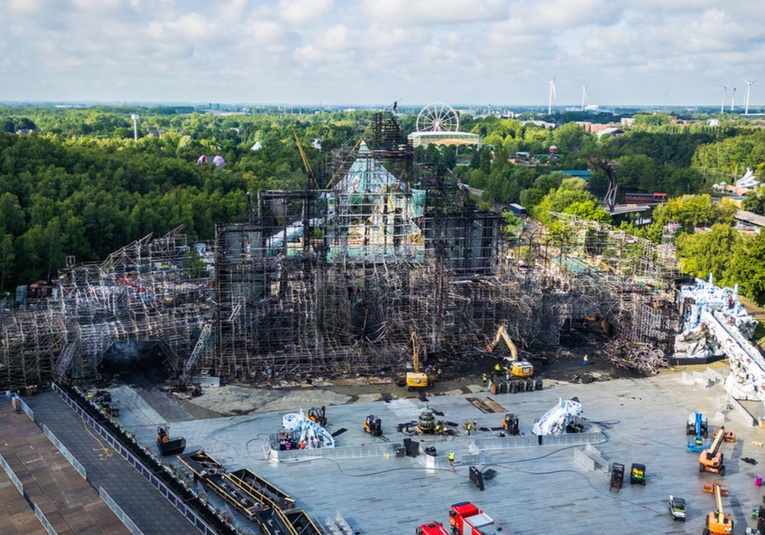 ¿Qué pasará con Tomorrowland tras el incendio de su escenario principal? que-pasar-con-tomorrowland-tras-el-incendio-de-su-escenario-principal-145046-145051.jpg