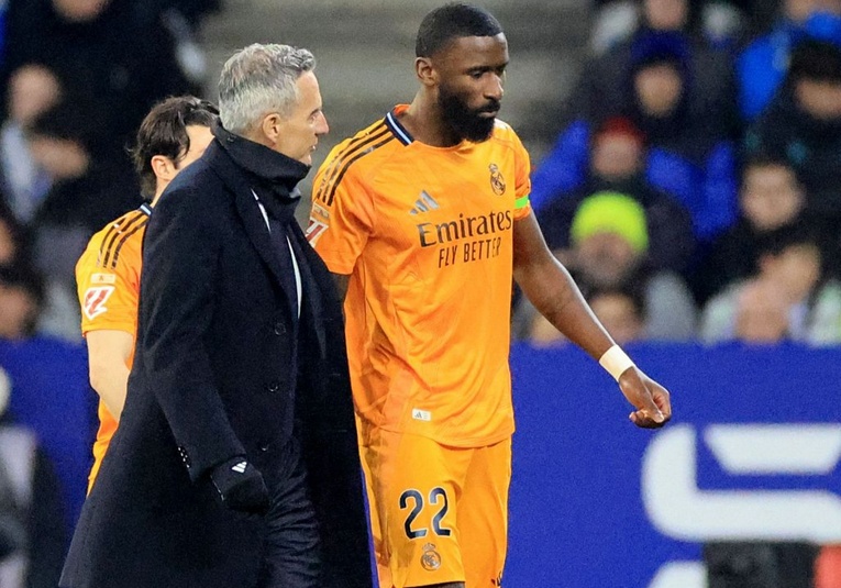  Rüdiger sufre una lesión en el bíceps femoral y es duda para la eliminatoria ante el Manchester City rudiger-sufre-una-lesion-en-el-biceps-femoral-y-es-duda-para-la-eliminatoria-ante-el-manchester-city-100227-100243.jpg