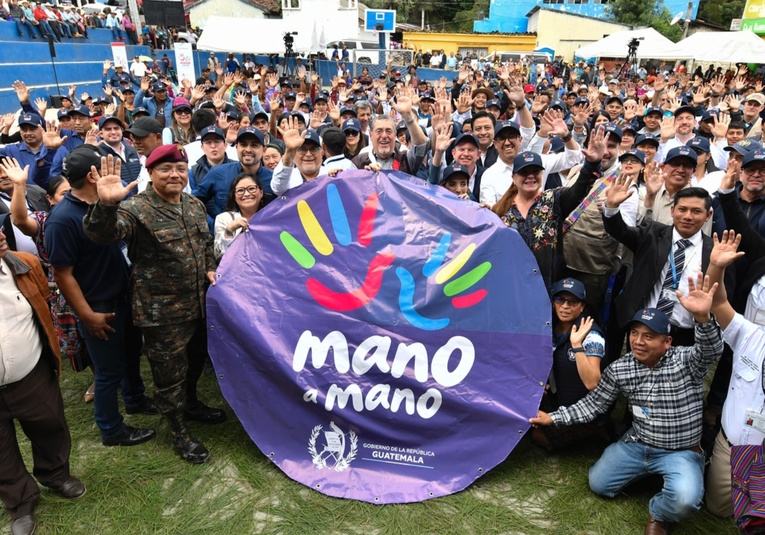 San Gaspar Ixil se convierte en el primer municipio libre de pisos de tierra, destaca presidente Arévalo san-gaspar-ixil-se-convierte-en-el-primer-municipio-libre-de-pisos-de-tierra-destaca-presidente-arevalo-175448-175519.jpg