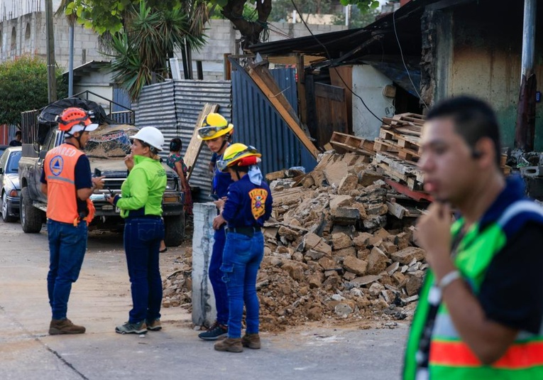 Sismos dejan cuatro fallecidos, confirman las autoridades sismos-dejan-cuatro-fallecidos-confirman-las-autoridades-121306-121425.jpg