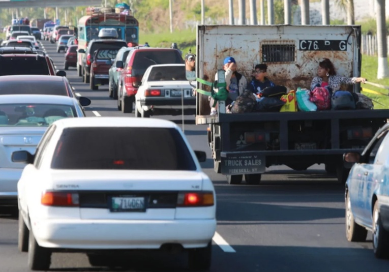 Solo 600 vehículos en Guatemala cuentan con seguro, según AGIS solo-600-vehiculos-en-guatemala-cuentan-con-seguro-segun-agis-131512-131612.jpg