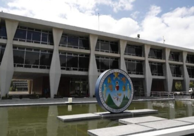 Tribunal ordena convocar en 24 horas elección del Consejo Superior de la USAC tribunal-ordena-convocar-en-24-horas-eleccion-del-consejo-superior-de-la-usac-140833-141037.jpg