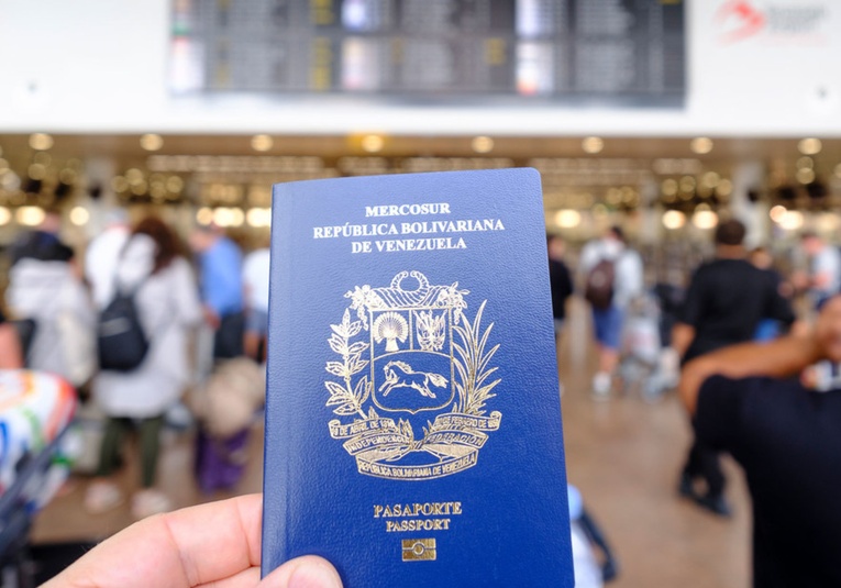 Venezuela emite alerta de viaje a EE.UU. venezuela-emite-alerta-de-viaje-a-ee-uu-134625-134636.jpg